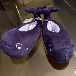 Vineyard Vines whale slippers